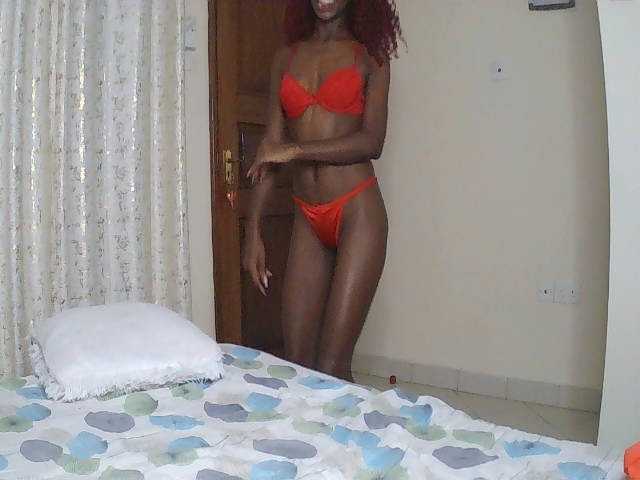 SexxyNaia live cam on BongaCams