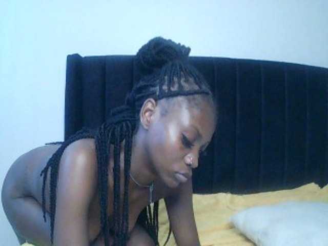SexxyNaia live cam on BongaCams