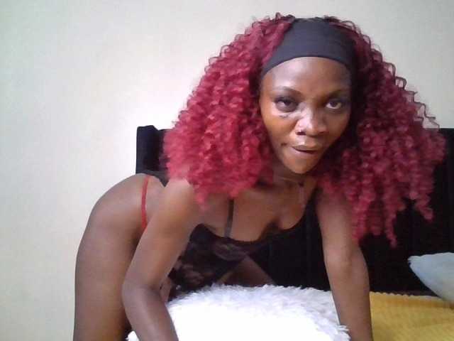 SexxyNaia live cam on BongaCams