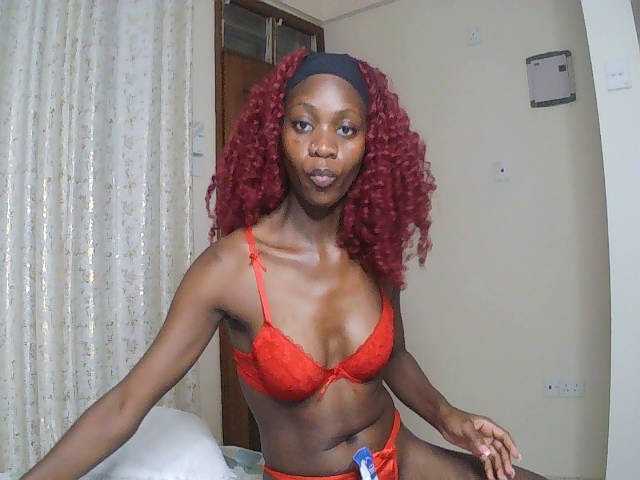 SexxyNaia