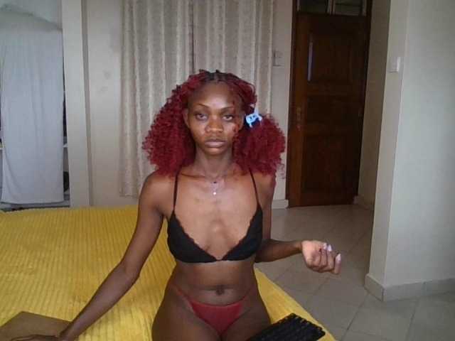 SexxyNaia live cam on BongaCams