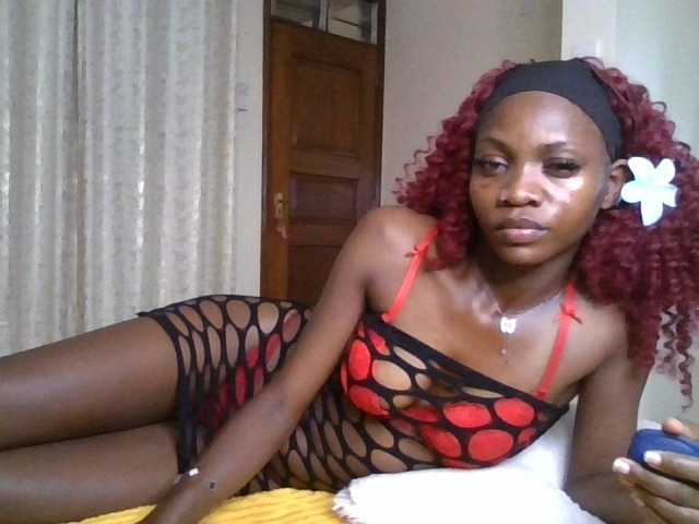 SexxyNaia live cam on BongaCams