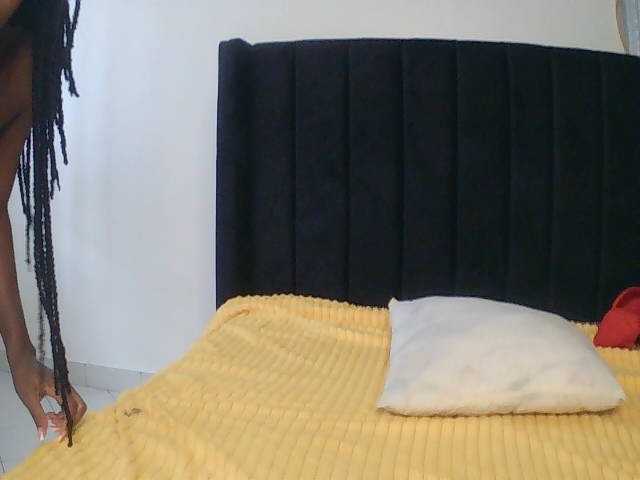 SexxyNaia live cam on BongaCams