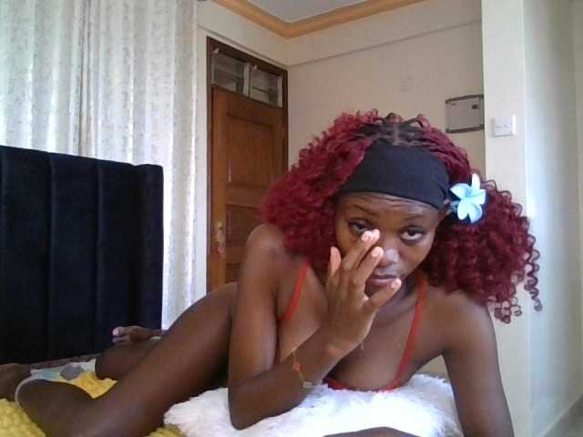 SexxyNaia live cam on BongaCams