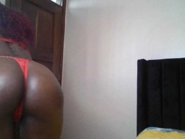 SexxyNaia live cam on BongaCams