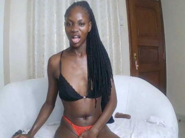SexxyNaia live cam on BongaCams