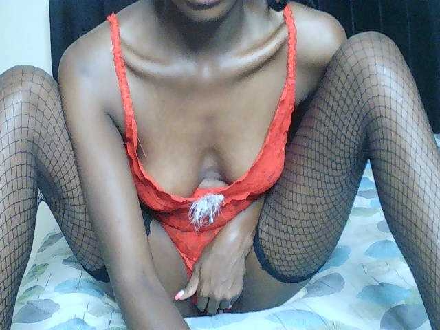 SexxyNaia live cam on BongaCams