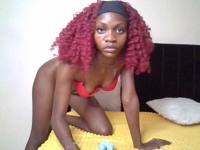 SexxyNaia live cam on BongaCams