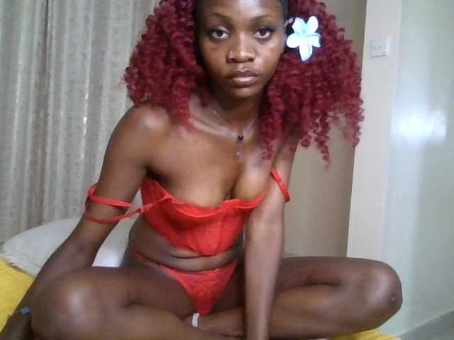 SexxyNaia live cam on BongaCams