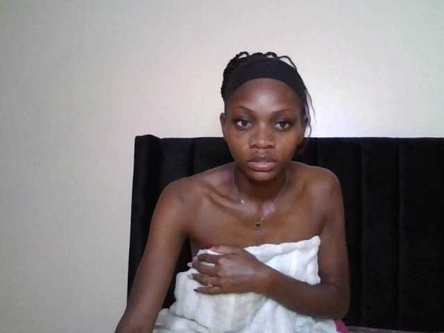 SexxyNaia live cam on BongaCams