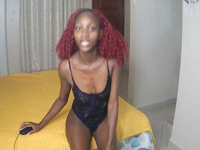SexxyNaia live cam on BongaCams