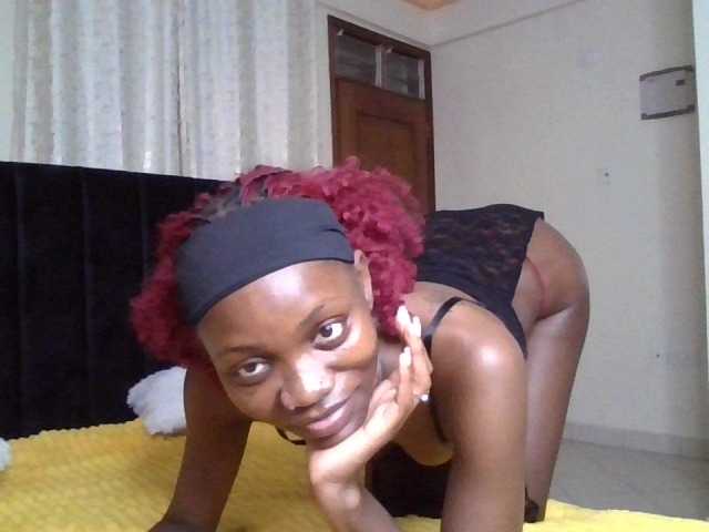 SexxyNaia live cam preview