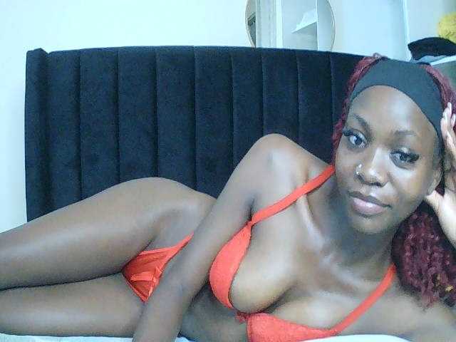 SexxyNaia