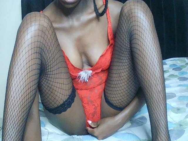 SexxyNaia live cam on BongaCams