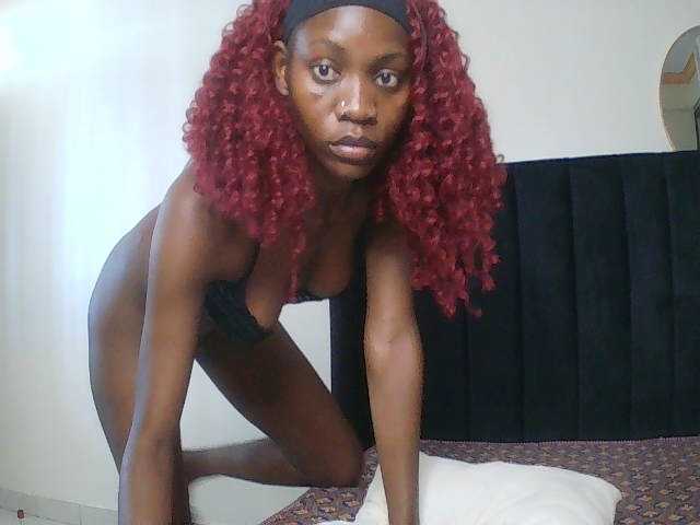SexxyNaia live cam on BongaCams