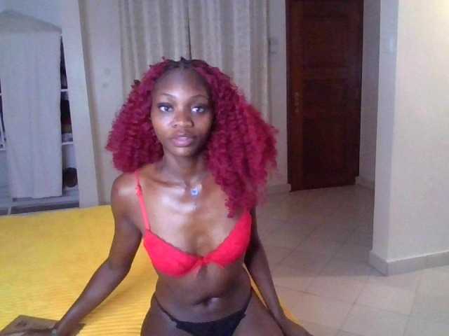 SexxyNaia