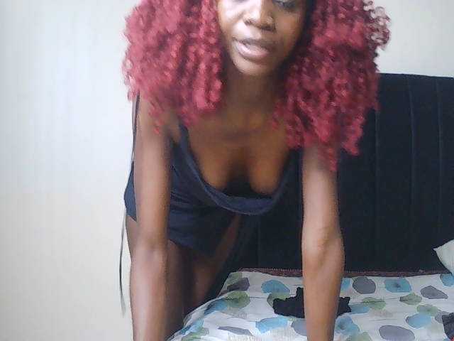 SexxyNaia live cam on BongaCams