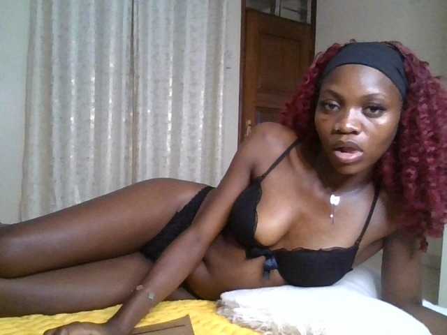 SexxyNaia live cam on BongaCams