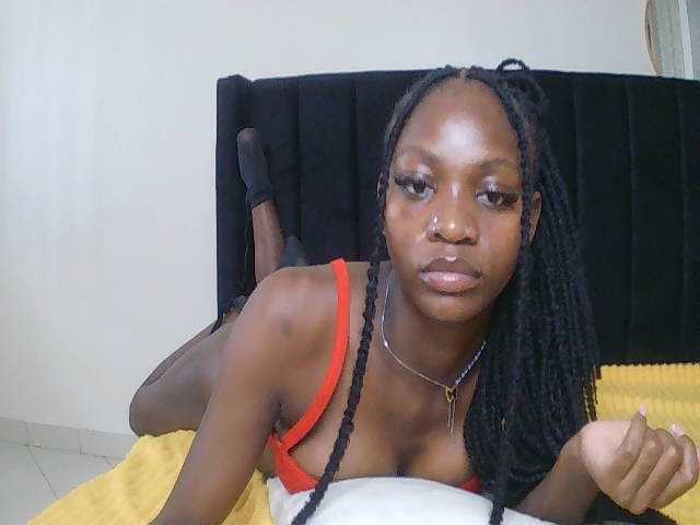 SexxyNaia live cam on BongaCams