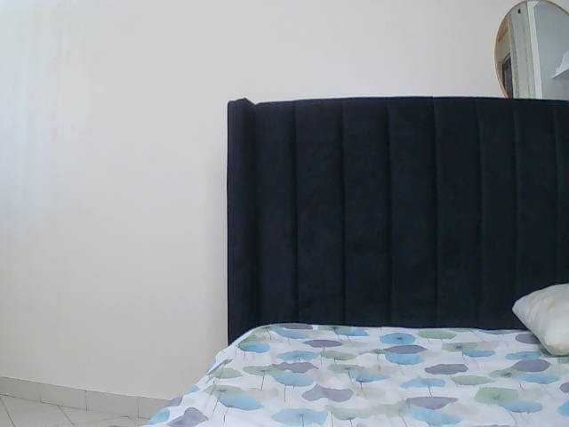 SexxyNaia live cam on BongaCams