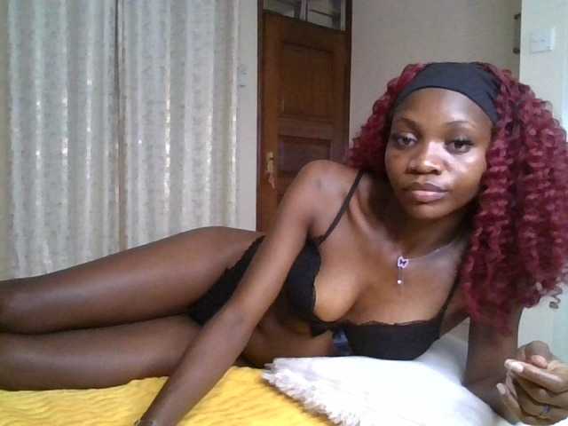 SexxyNaia live cam on BongaCams