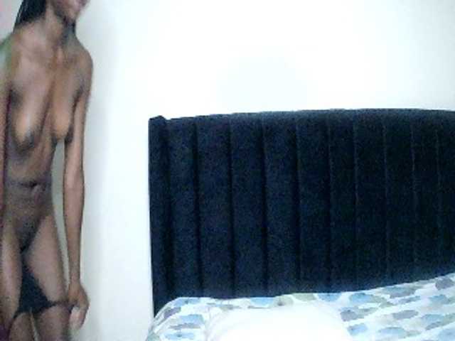 SexxyNaia live cam on BongaCams