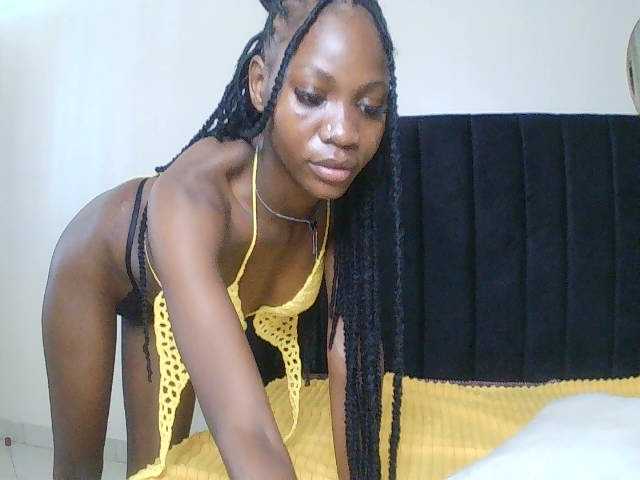 SexxyNaia live cam on BongaCams