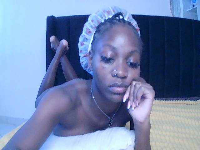 SexxyNaia live cam on BongaCams