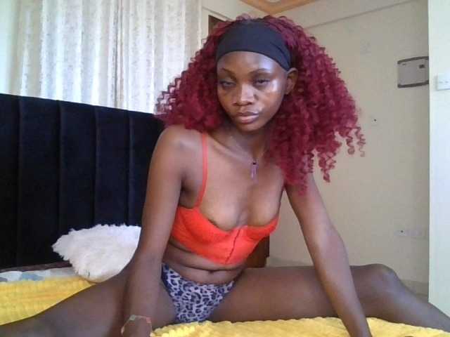 SexxyNaia live cam on BongaCams