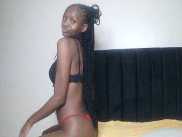 SexxyNaia live cam on BongaCams