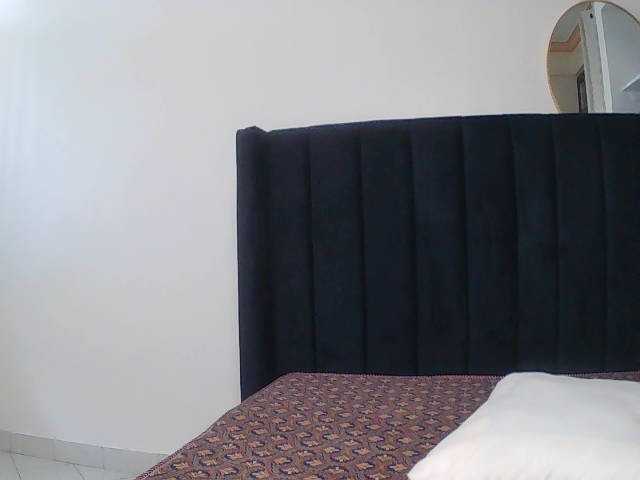 SexxyNaia live cam on BongaCams