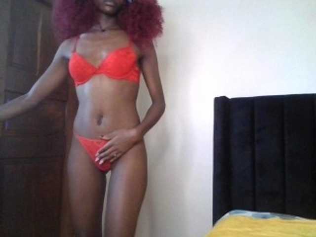 SexxyNaia live cam on BongaCams