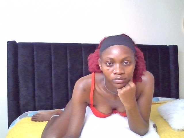 SexxyNaia live cam on BongaCams