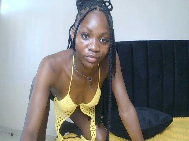 SexxyNaia live cam on BongaCams