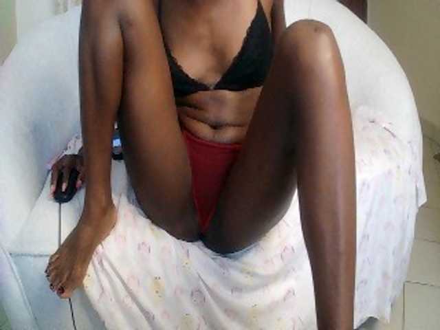 SexxyNaia live cam on BongaCams