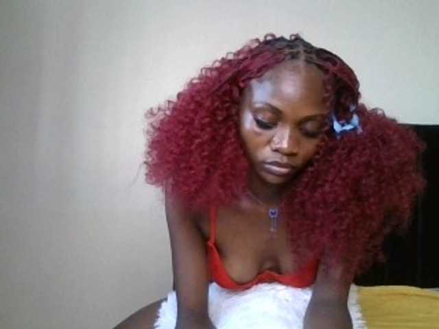 SexxyNaia live cam on BongaCams