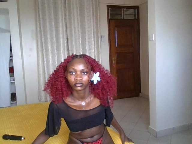 SexxyNaia live cam on BongaCams