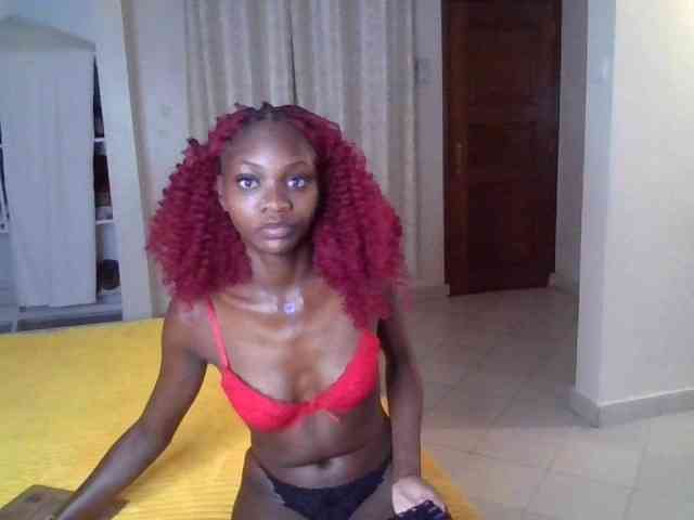 SexxyNaia