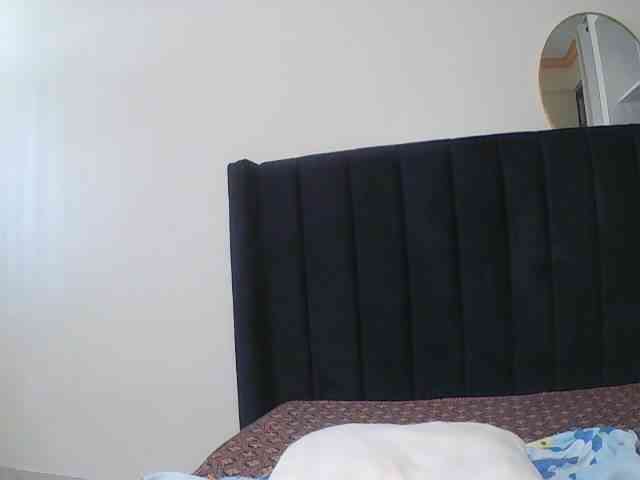SexxyNaia webcam