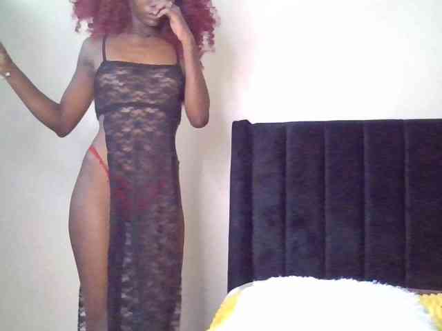 SexxyNaia
