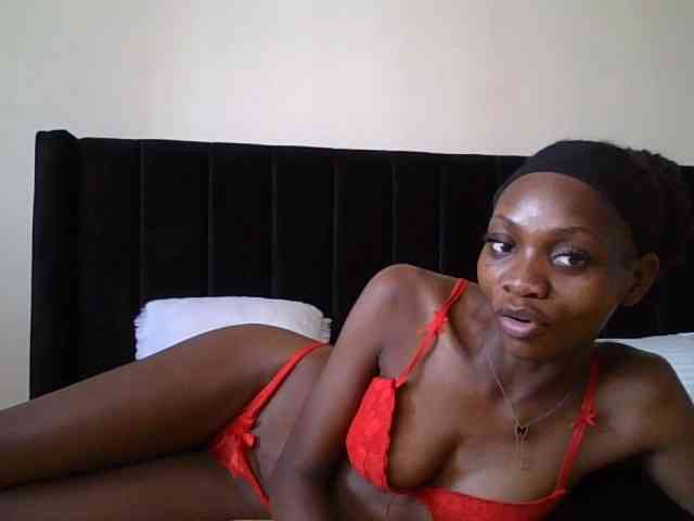 SexxyNaia Live Webcam on BongaCams