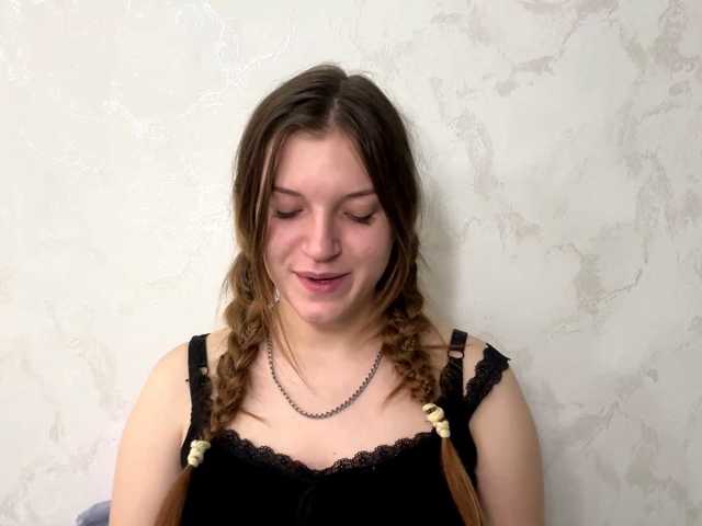 FinnaFlower live cam on BongaCams