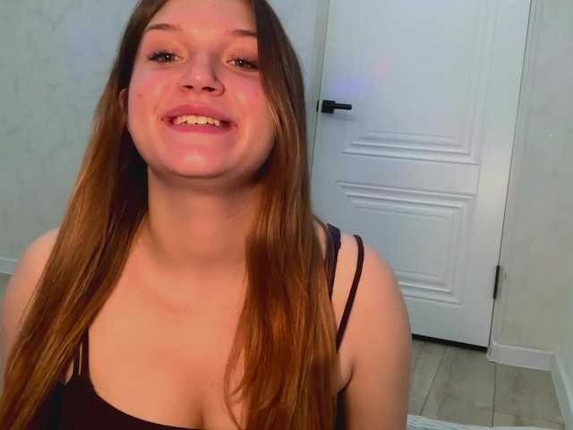 FinnaFlower live cam on BongaCams