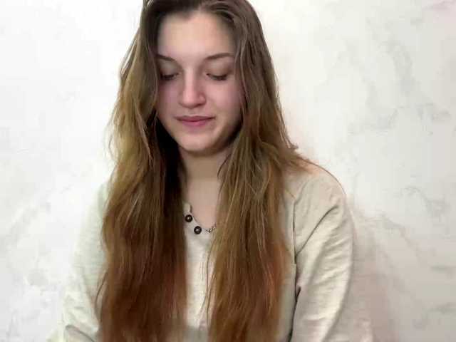 FinnaFlower live cam on BongaCams