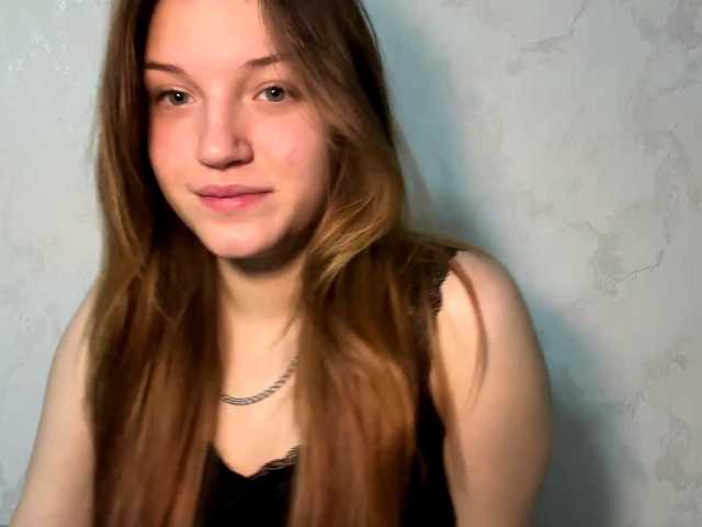 FinnaFlower live cam on BongaCams