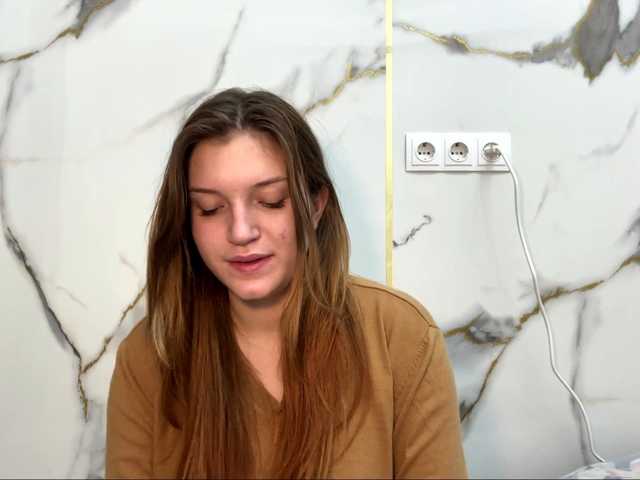 FinnaFlower live cam on BongaCams