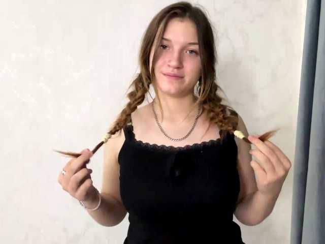 FinnaFlower live cam on BongaCams