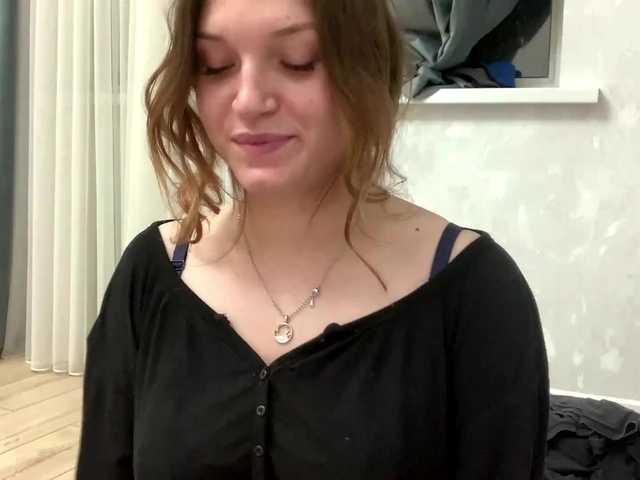 FinnaFlower live cam on BongaCams