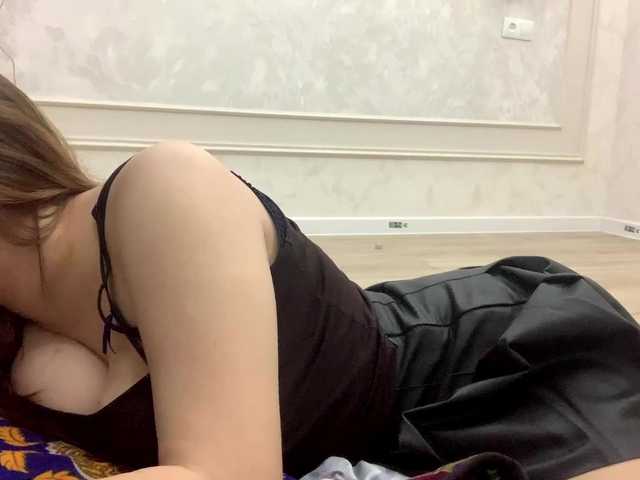 FinnaFlower live cam on BongaCams