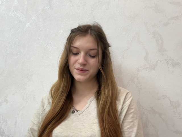 FinnaFlower live cam on BongaCams